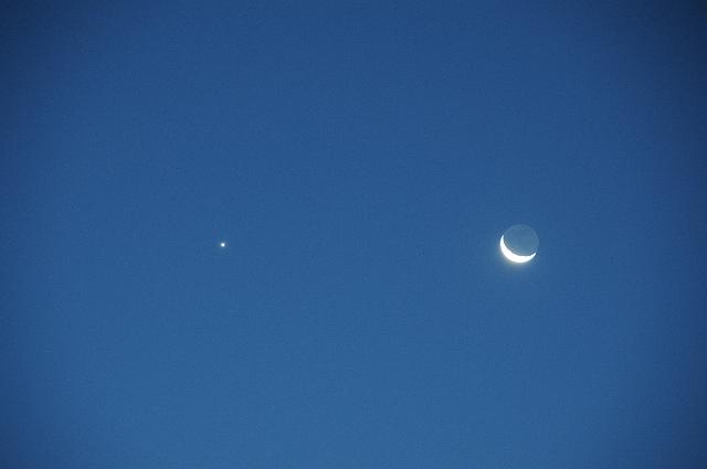 Venus & Moon 1.JPG